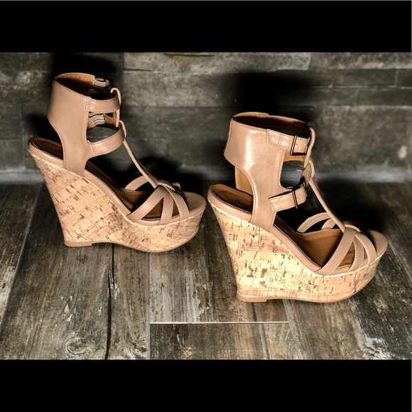 Charlotte Russe strappy wedge sandals! - Picture 5 of 5